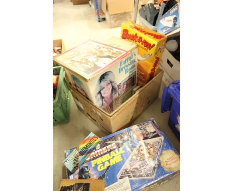 Group of vintage games including boxed boxed Mego Corp Farrah's Dressing Room Playset, Durham Industries Transformers Pinball