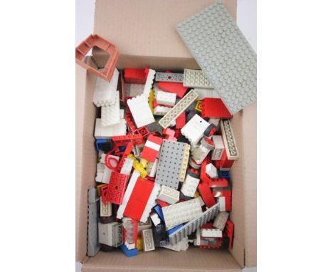 Quantity of vintage Lego