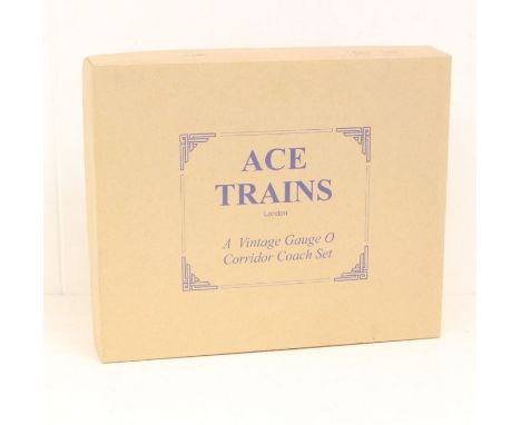 ACE Trains: A boxed ACE Trains, O Gauge, Corridor Coach 3 Piece Set, Reference BR C/5 Set A. Original box, general wear expec