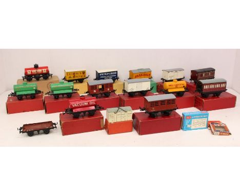 Hornby: A collection of assorted boxed Hornby, O Gauge, rolling stock vans and wagons, together with a boxed ETS Mobil Oil wa