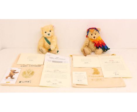 Steiff: A pair of bagged Steiff bears: Teddybar Schloss Schonbrunn, Limited Edition 58 of 1500, Serial No. 661266; and Papage