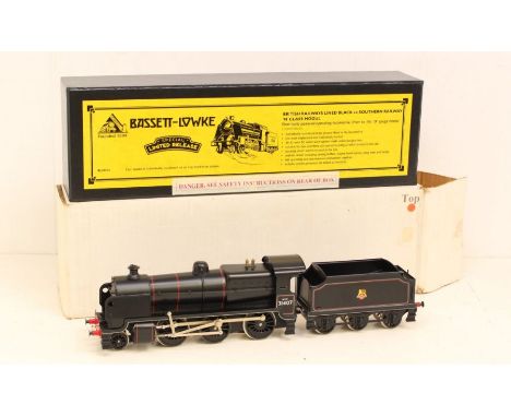 Bassett-Lowke: A boxed Bassett-Lowke, O Gauge, British Railways Lined Black ex Southern Railway N Class Mogul 31407, locomoti