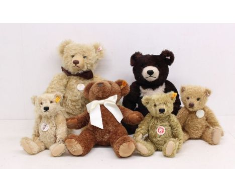 Steiff: A collection of six unboxed assorted Steiff bears to include: 672583, 113536, 662423, 000713, 661921, and 663871. Gen