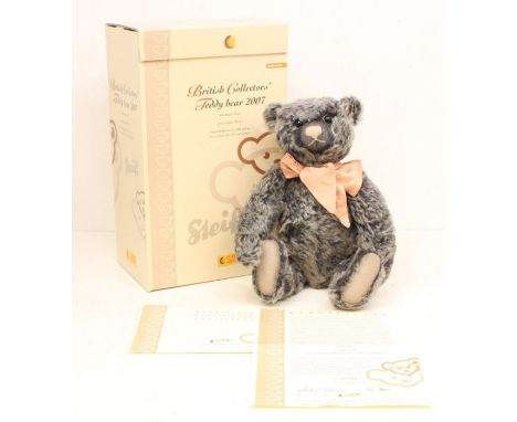 Steiff: A boxed Steiff, British Collectors Teddy Bear 2007, "Old Black Bear", 40cm, Limited Edition 1705 of 3000, Reference 6