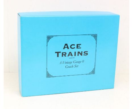 ACE Trains: A boxed ACE Trains, O Gauge, Vintage LNER Coach 3 Piece Set, Reference LNER C/1. Original box, general wear expec