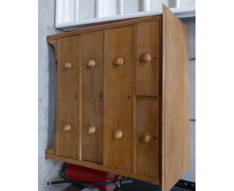 An oak Chest of three long and two short Drawers on bracket feet.  3' 6" (107cms) wide. 