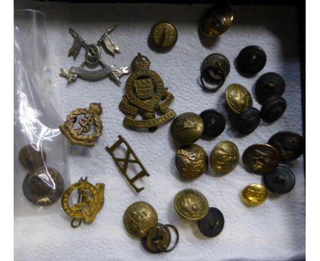 A number of Military Badges and Buttons, Trinidad prison button, Water Lane Brewery button and others. 