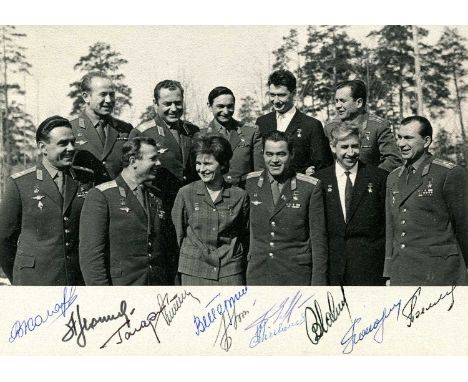 RUSSIAN COSMONAUTS: An excellent vintage signed 7.5 x 5.5 photograph by each of the first eleven Russian cosmonauts in space 