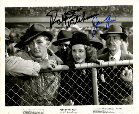 OUT OF THE PAST: Signed 10 x 8 photograph by both Robert Mitchum (Jeff Bailey) and Jane Greer (Kathie Moffat) individually, t