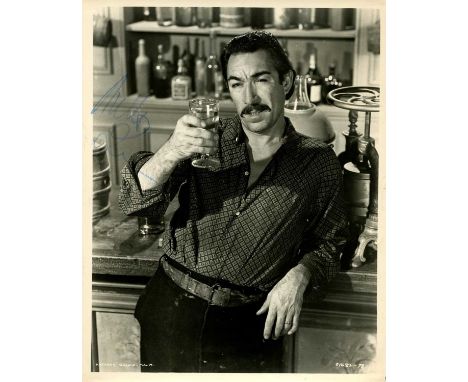 QUINN ANTHONY: (1915-2001) Mexican-American actor, Academy Award winner. Vintage signed 8 x 10 photograph of Quinn, the image