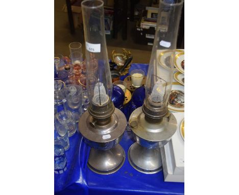 Two oil lamps, further lamps with ceramic shades etc