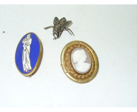 A yellow metal cameo brooch
Together with, a filigree bug brooch and an enamel oval brooch (3)