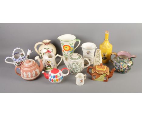 A quantity of ceramics including Carlton Ware watering can, Myott and Sons jug, Royal Doulton, etc. Approx. 13 pieces.  