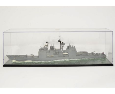 Large scale Naval waterline models,  Guided Missile Cruiser of the US Navy 'Ticonderoga', constructed in plastic and presente