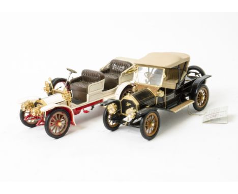 Franklin Mint 1:24 Scale Models, a boxed/packaged duo of vintage vehicles, comprising 1904 Mercedes Simplex and 1910 Model 30