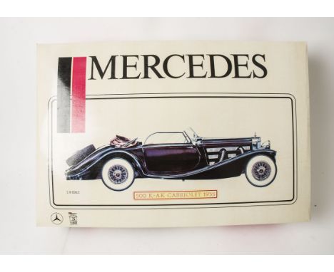 Pocher Boxed Mercedes Kit a boxed 1:8 scale unmade model of a 1935 Mercedes 500 K-AK Cabriolet, K/74 by Pocher, inner box fac