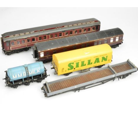 A Collection of Finescale O Gauge Kit-built Rolling Stock for Renovation, the majority requiring greater or lesser amounts of