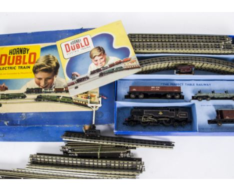 Hornby-Dublo 00 Gauge 3-Rail 2-6-4 Goods Train Set and Accessories, Set including BR black 204-4 Tan Engine, three trucks, ov