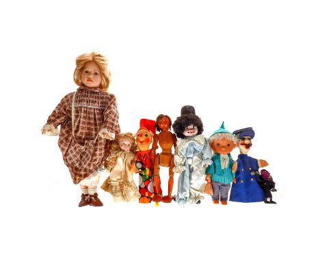 Konv. mit versch. Puppen, darunter große neuere Porzellankopfpuppe, 65 cm, Sandmännchen, Steiff Handpuppe, Z 2-3