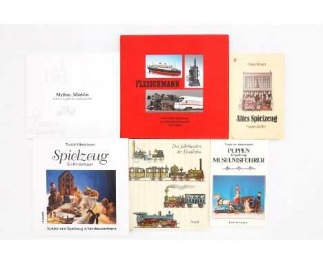 Konv. 6 Bücher, darunter ”Fleischmann 1887-2000”, ”Mythos Märklin” und ”Spielzeug - Ein Kindertraum” (Altonaer Museum) etc., 