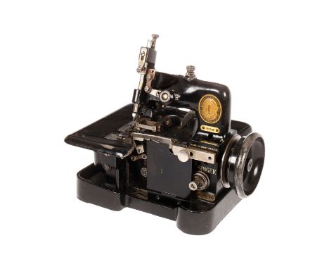 Singer Spezialnähmaschine 81 K1 - 81 K14 und 81 K 20 - 81 K24, für Lederbearbeitung etc., Tischgerät, L 24