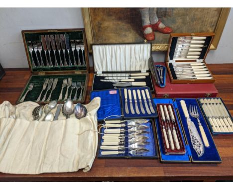 EPNS, Stainless steel and silver plated items to include a horn handled steak knife and fork set, a cased pair of grape sciss