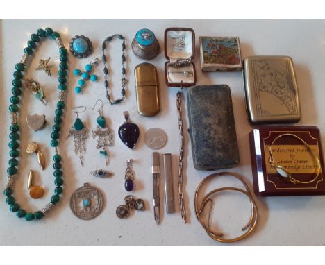 Vintage jewellery and collectables to include a modern white metal and jade necklace, an 18ct gold filled bangle A/F, an engr
