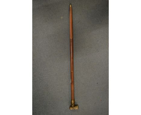 A novelty walking stick with telescope handle.