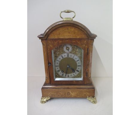 A good Lenzkirch inlaid walnut mantle clock striking on two gongs in good order, good running order - no key. 45cm tall. 