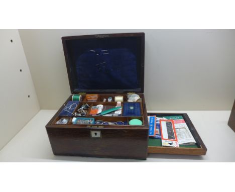 A rosewood sewing box inlaid with mother of pearl, general good condition. 17 x 29 x 22cm 