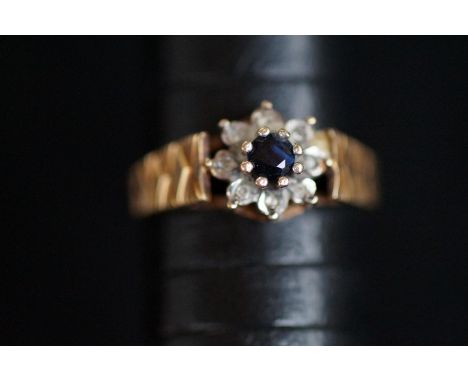 9ct Gold diamond &amp; sapphire ring Size L