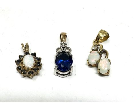 3x 9ct gold sapphire, diamond, opal, synthetic sapphire &amp; white gemstone pendants (3.2g) 