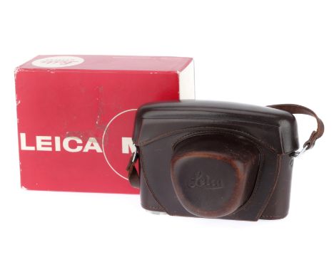 A Leica Camera Case, brown leather ERC, G, some usage marks, possibly for a M2, and an empty box and packaging for a Leica M5