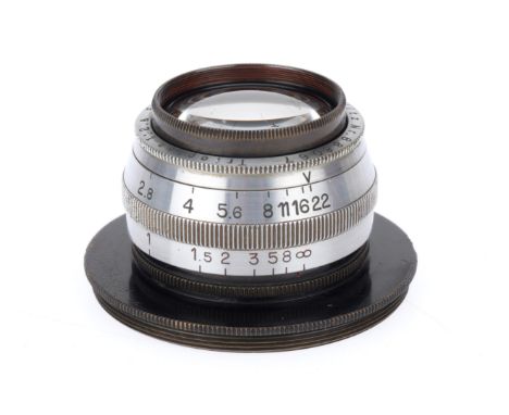 A Meyer Goerlitz Trioplan f/2.8 10cm Lens, black/chrome, serial number 688067, barrel V, iris works, focus works,optics F-G w