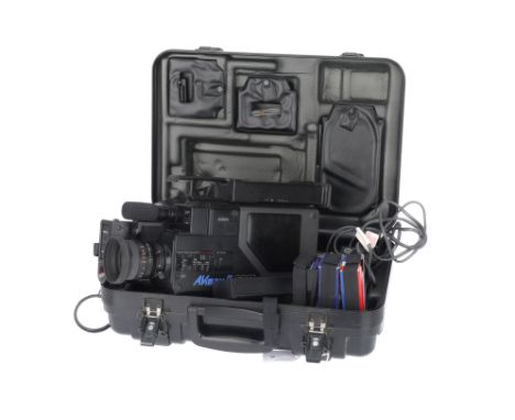 An Aiwa AVimax 8 AF VHS Video Camera, black, condition G, cushion pad slightly tacky, camera powers up, focusses, zooms, usin