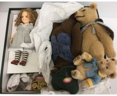 An R John Wright limited edition Goldilocks and the Three Bears doll set No.'d 110 of 350 complete with certificate of authen