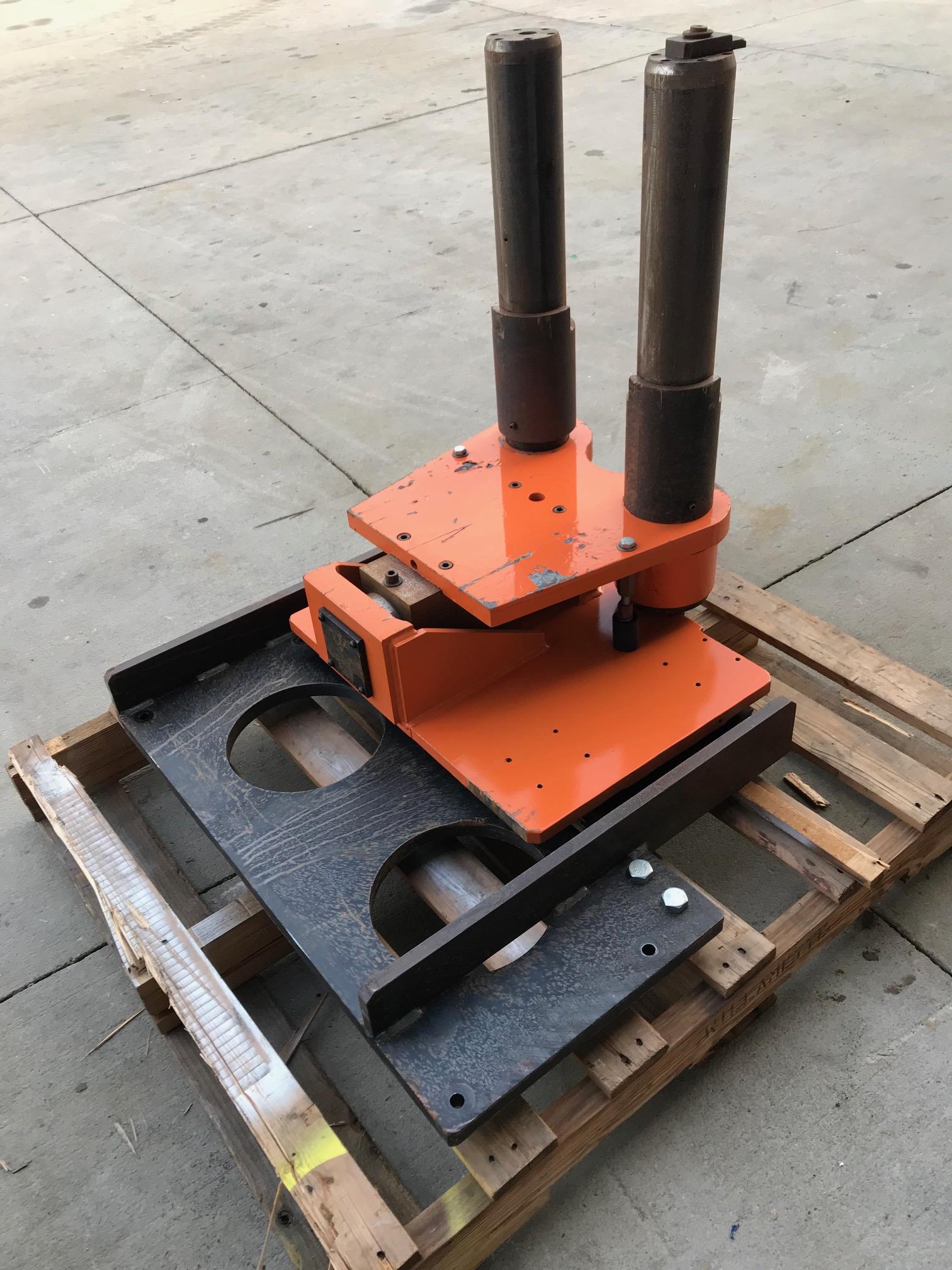 COIL HANDLING FORKLIFT ATTACHMENTS