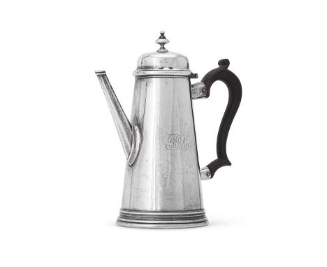 
	
		A VICTORIAN SILVER STRAIGHT TAPERED BACHELOR'S COFFEE POT IN GEORGE I STYLE 
		 HOLLAND, ALDWINCKLE &amp; SLATER, LONDON