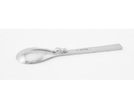 A SILVER SPOON 
GUILD OF HANDICRAFT, LONDON 1970
With a mouse beneath
14.5cm (5 3/4in) long
60g (1.95 oz)   Condition Report: