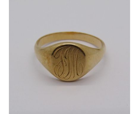 Gents 18ct signet ring with engraved initials, size larger than Z, 9.3g