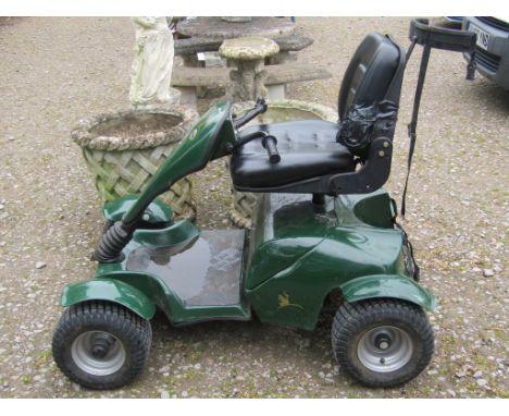 A Grass-Hopper Classic golf trolley (af)