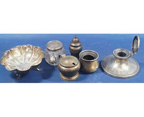 A mixed selection of silver comprising a small scalloped bowl, an inkwell, three condiments and a silver lidded glass jar (6)