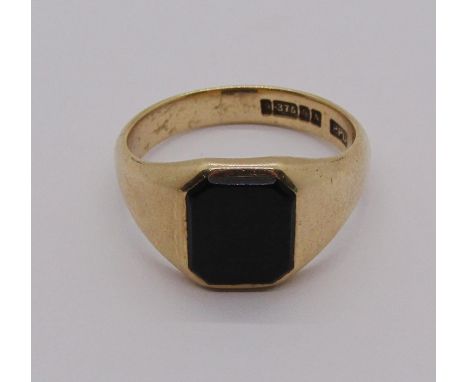 Vintage 9ct onyx signet ring, size R, 5.3g 