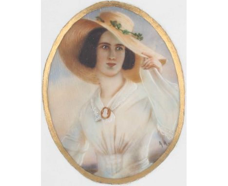  Malerei auf Elfenbeinplatte im Holzrahmen, Damenbildnis Portrait, u. rechts monogrammiert, Sichtmass oval 8 x 6,1 cm, Rahmen