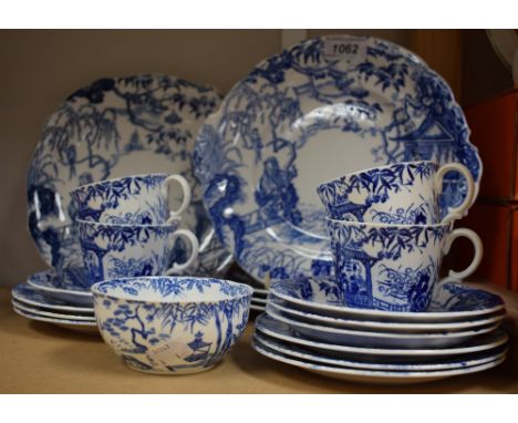 A Royal Crown Derby Mikado pattern part tea set, cups, saucers, sugar, side plates; quantity 