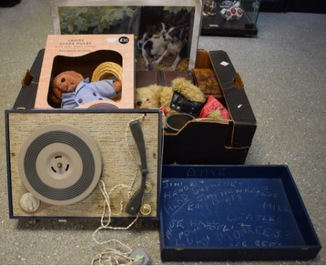 Boxes and Objects - a carved cigarette box; another sorrento; a leather trunk; Pewter tankard; etc; record player; etc 