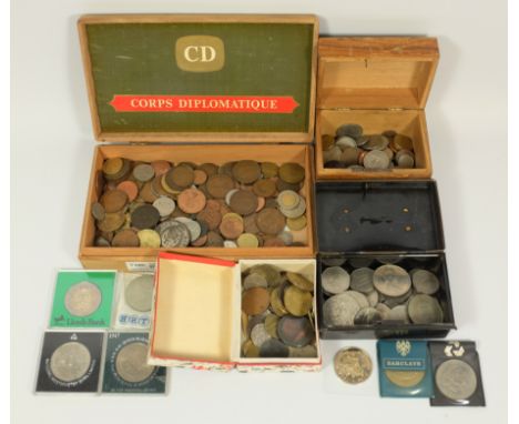 Collection of mainly GB post Victoria coinage incl. copper, some silver and other coins, commemorative Crowns, etc (qty)   Co