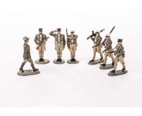 King & Country Desert Army, French troops, EA 46, 47, 48, 49, 63, 64, 65, De Gaulle, FFL saluting and marching, unboxed, de G