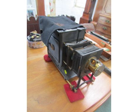 MAGIC LANTERN, Edwardian magic lantern by Newton with laquered brass lense, together with series of Chapel hymn slides 