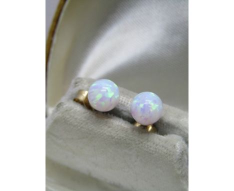 PAIR OF 9CT YELLOW GOLD OPAL ROUND STUD EARRINGS 